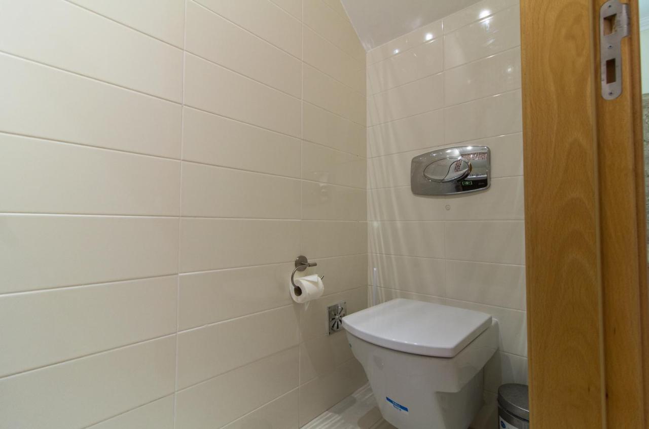 Cliff-Top Townhouse With Stunning Ocean Views 카르보에이루 외부 사진